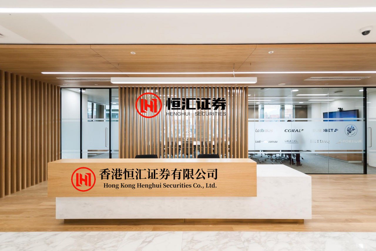 融凯配资 何立峰与美国财政部长贝森特、贸易代表格里尔举行视频通话